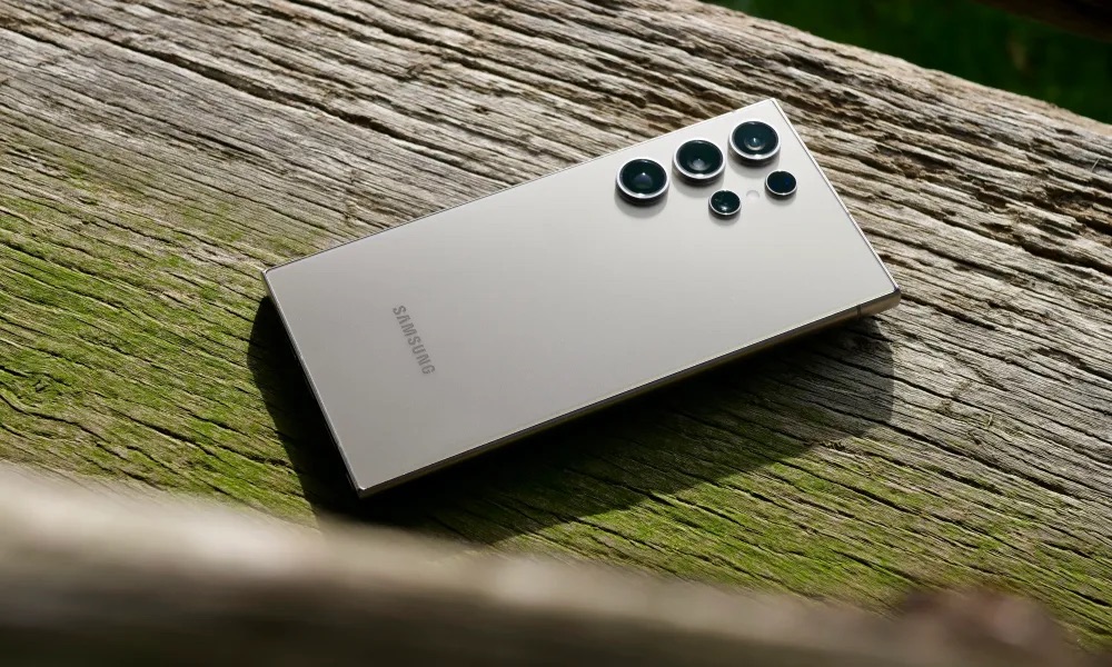 5 chiếc smartphone ấn tượng nhất năm 2024 - Ảnh 1