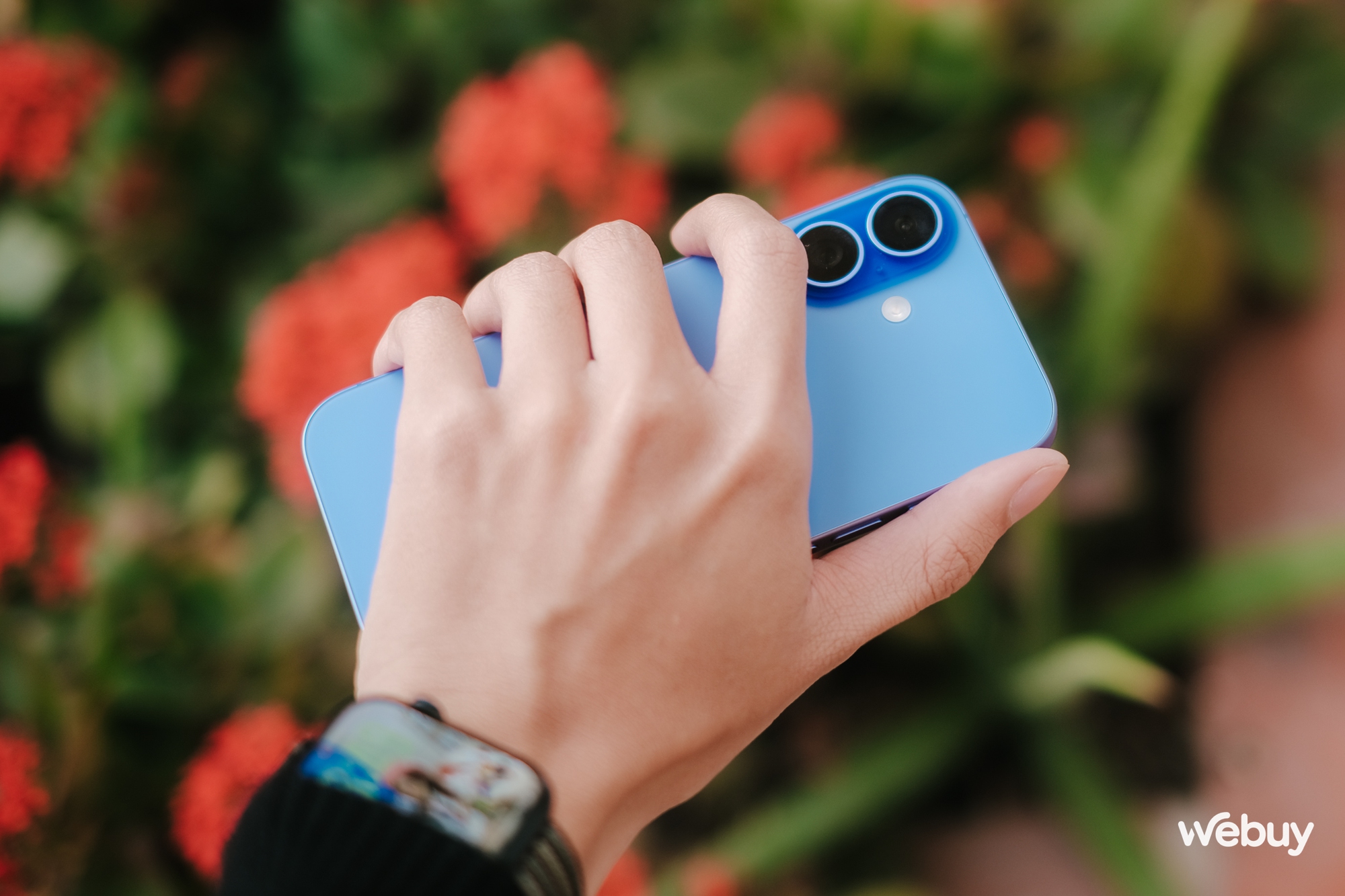 Ba tháng trải nghiệm iPhone 16: Nhỏ gọn, thực dụng và quá "an toàn", có lẽ chỉ Apple mới dám làm điều này! - Ảnh 4