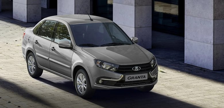 Huyền thoại xe Nga giá 196 triệu đồng về Việt Nam: Là "gà đẻ trứng vàng" tại quê nhà - Ảnh 2