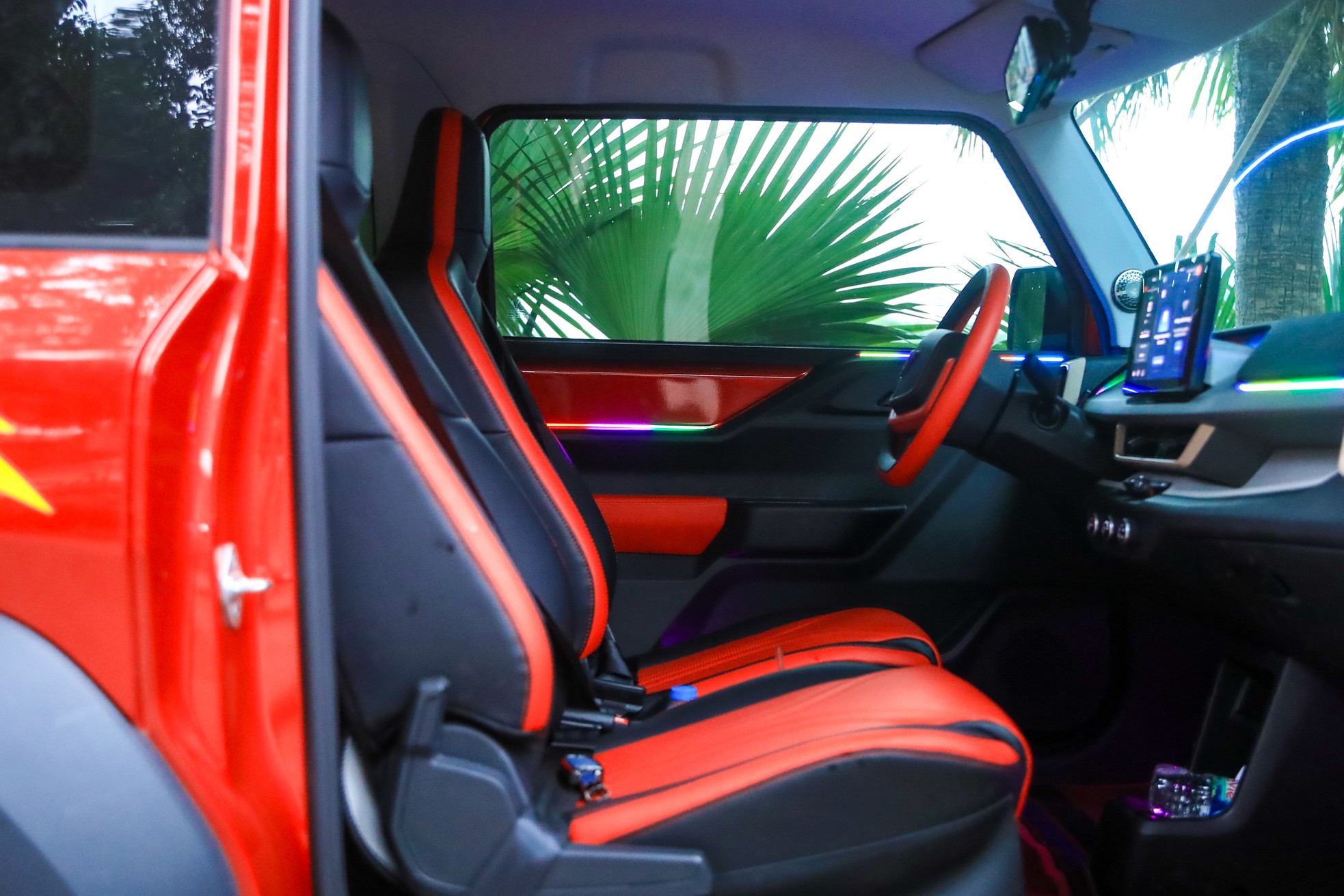 VinFast VF3 độ phong cách ‘7 viên ngọc rồng’ của tiền đạo Phạm Tuấn Hải - Ảnh 6