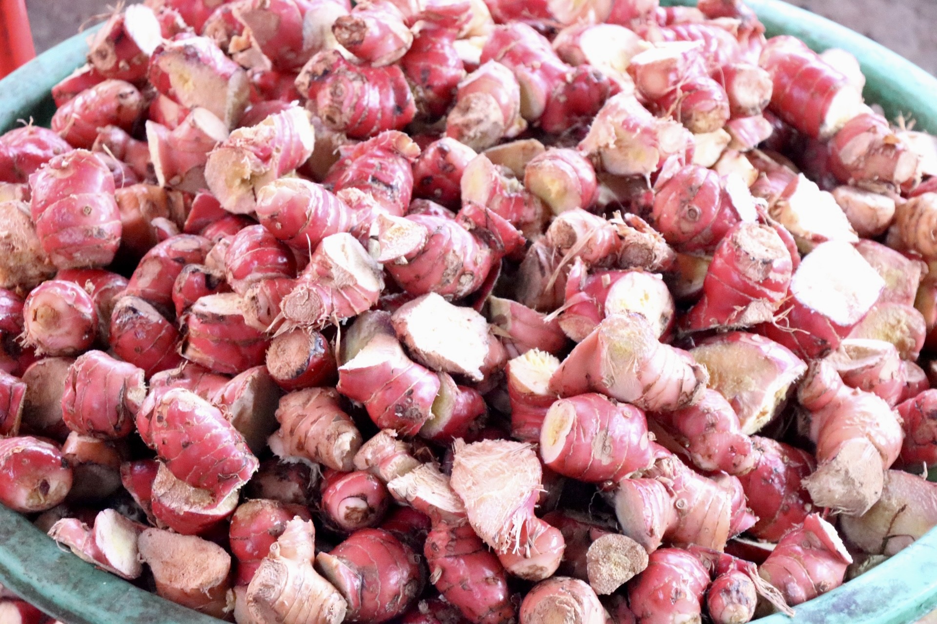 Cá kho làng Vũ Đại tới tấp đơn hàng Tết - Ảnh 4