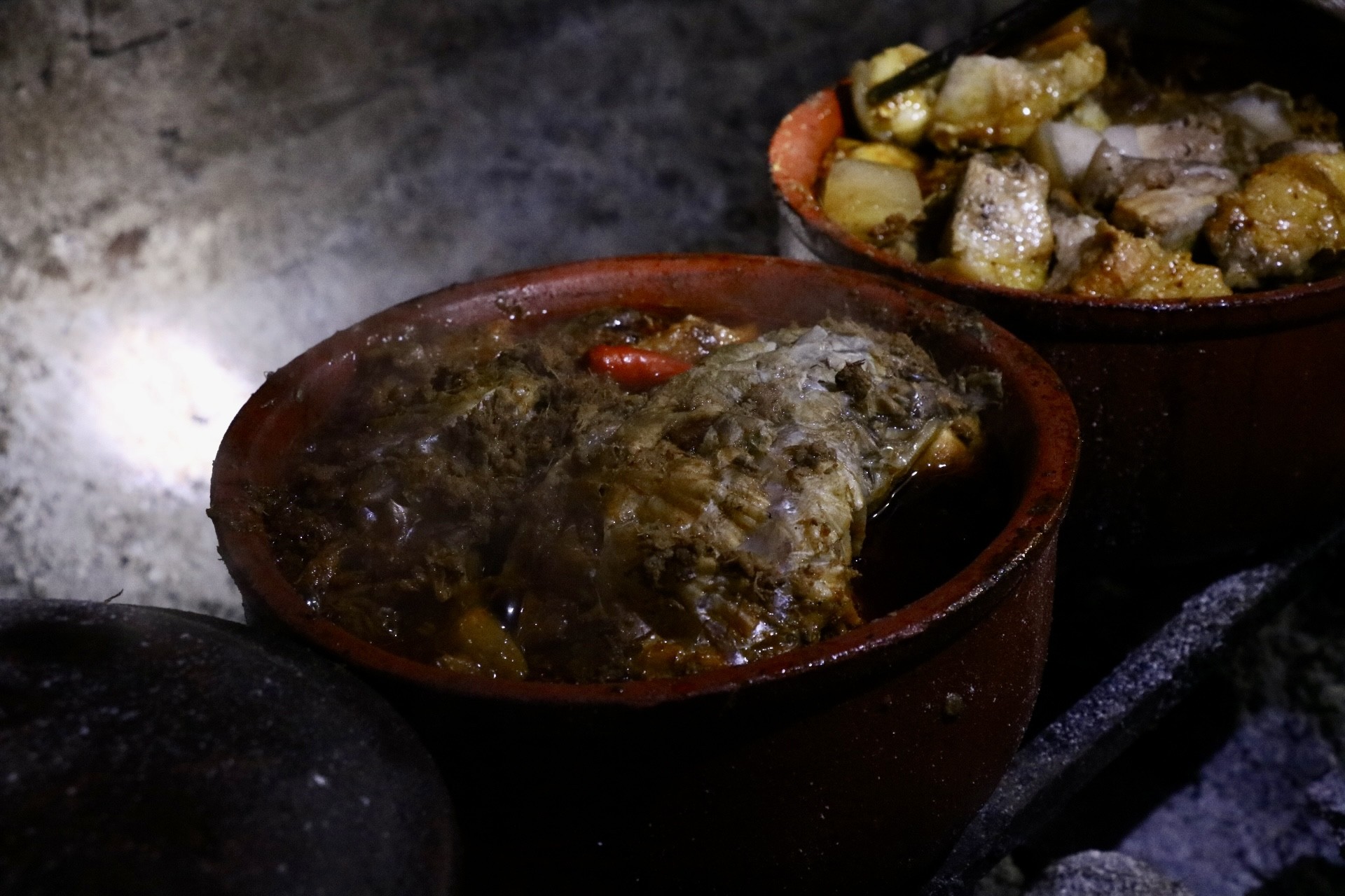 Cá kho làng Vũ Đại tới tấp đơn hàng Tết - Ảnh 10