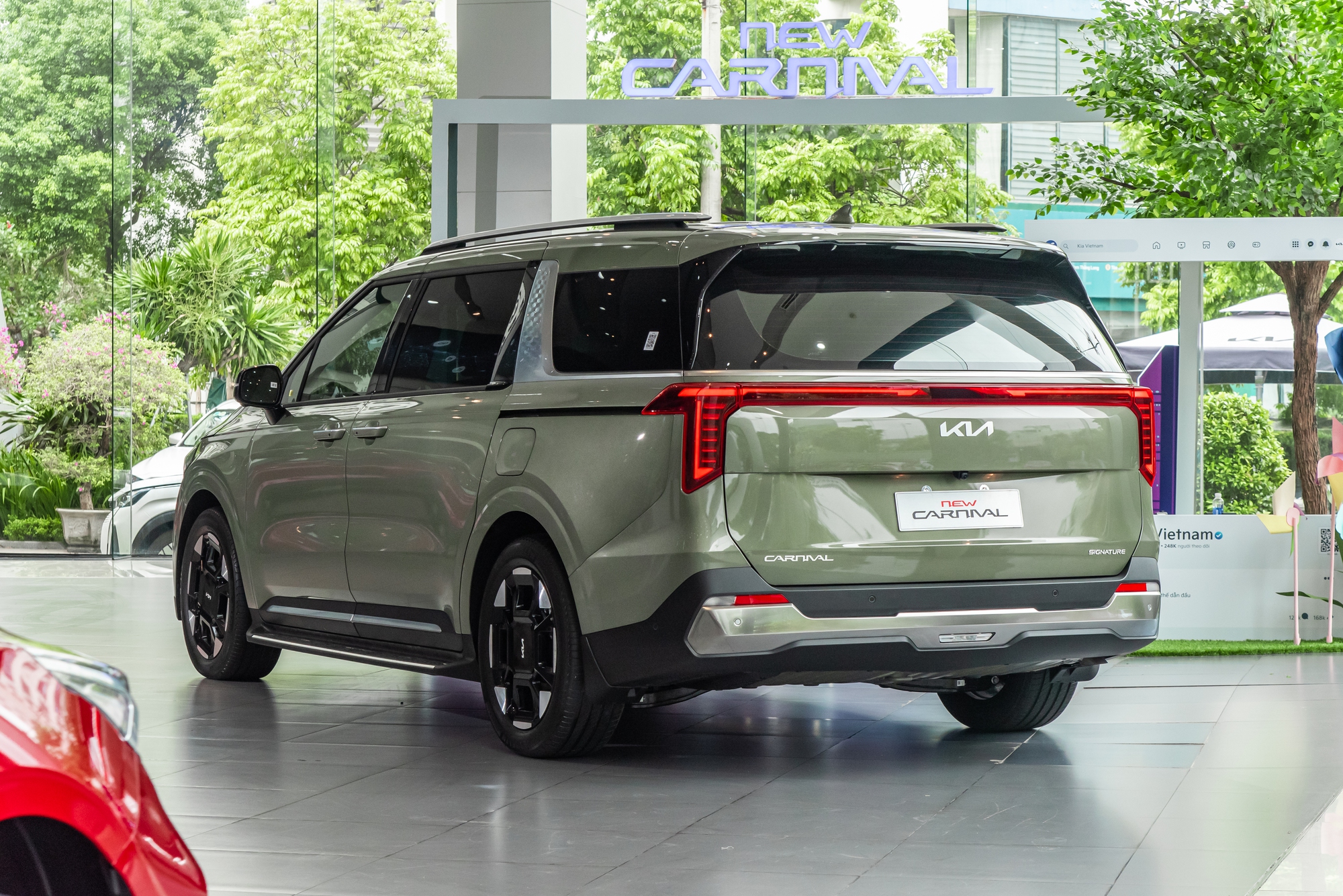 Kia Carnival hybrid 2025 giá dự kiến 1,849 tỷ tại Việt Nam lộ loạt công nghệ mới lần đầu xuất hiện, phả 'hơi nóng' lên Viloran - Ảnh 4