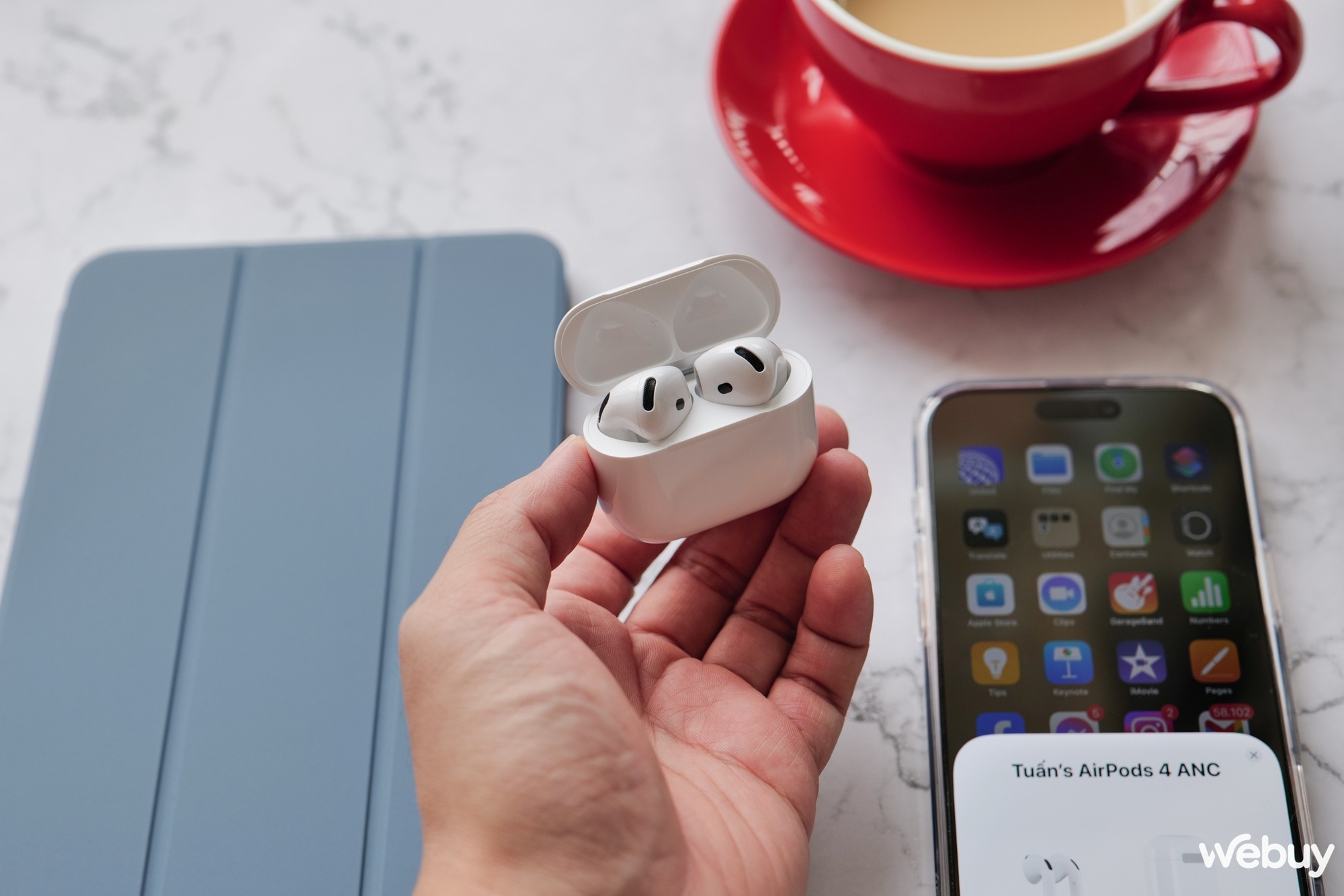 AirPods 4 "sập" giá còn 2,8 triệu đồng, bản có chống ồn ANC sale cuối năm cũng chỉ 3,6 triệu đồng - Ảnh 4