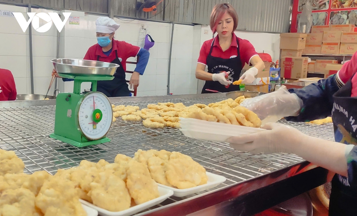 Các mặt hàng nông sản, hải sản được ưa chuộng dịp Tết - Ảnh 2