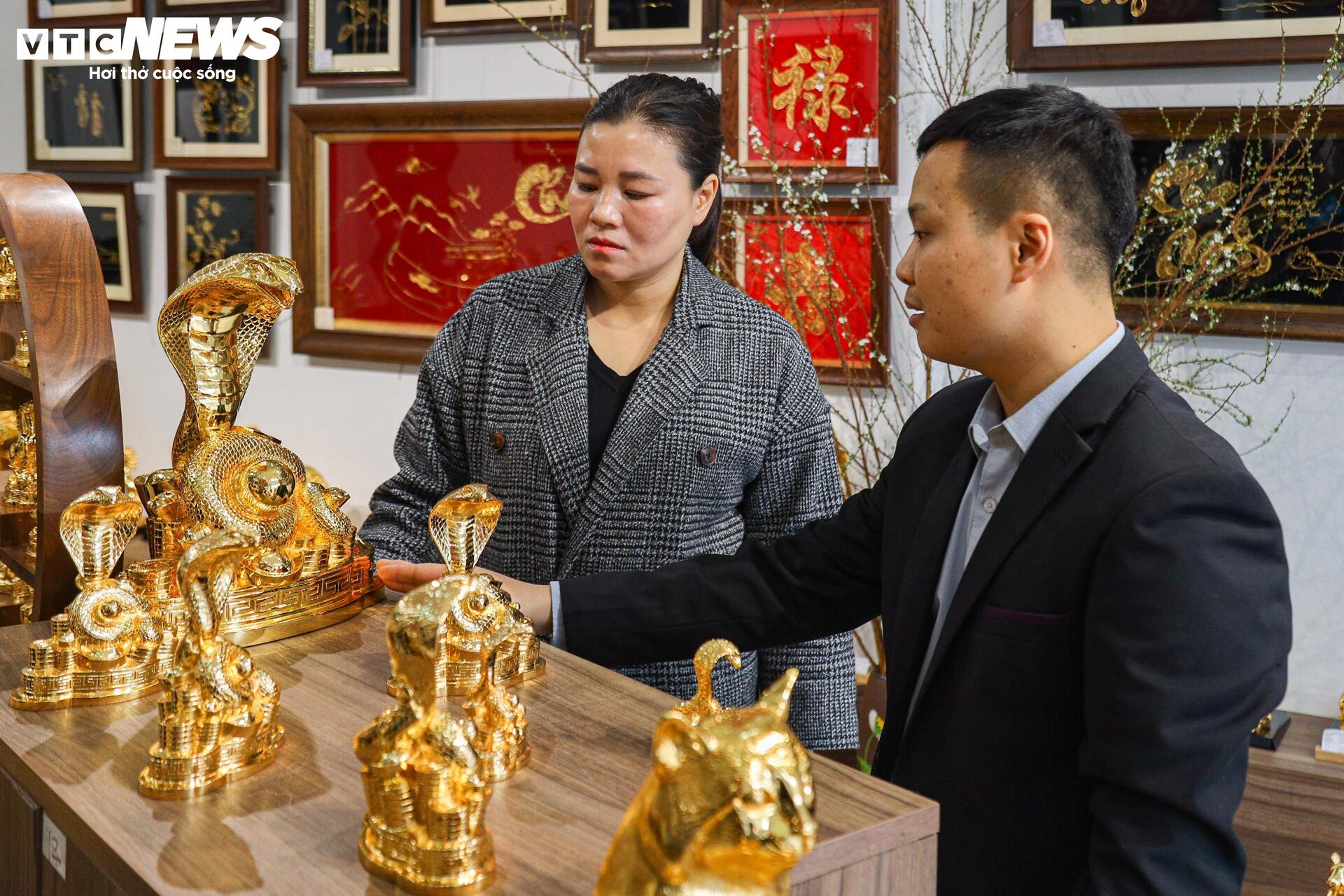 Mãn nhãn tượng 12 con giáp mạ vàng 24k dành riêng cho nhà giàu chơi Tết - Ảnh 25