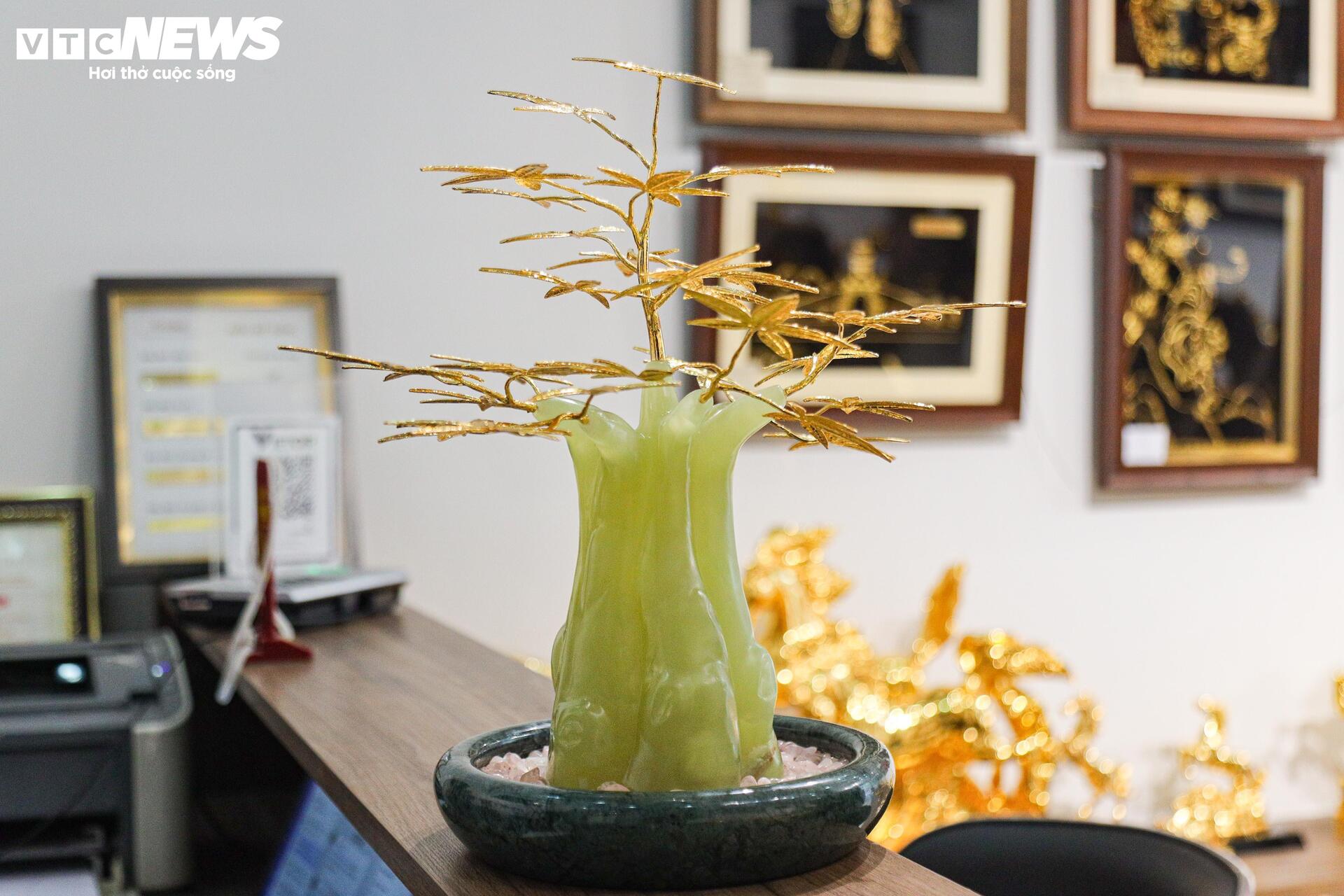 Mãn nhãn tượng 12 con giáp mạ vàng 24k dành riêng cho nhà giàu chơi Tết - Ảnh 21