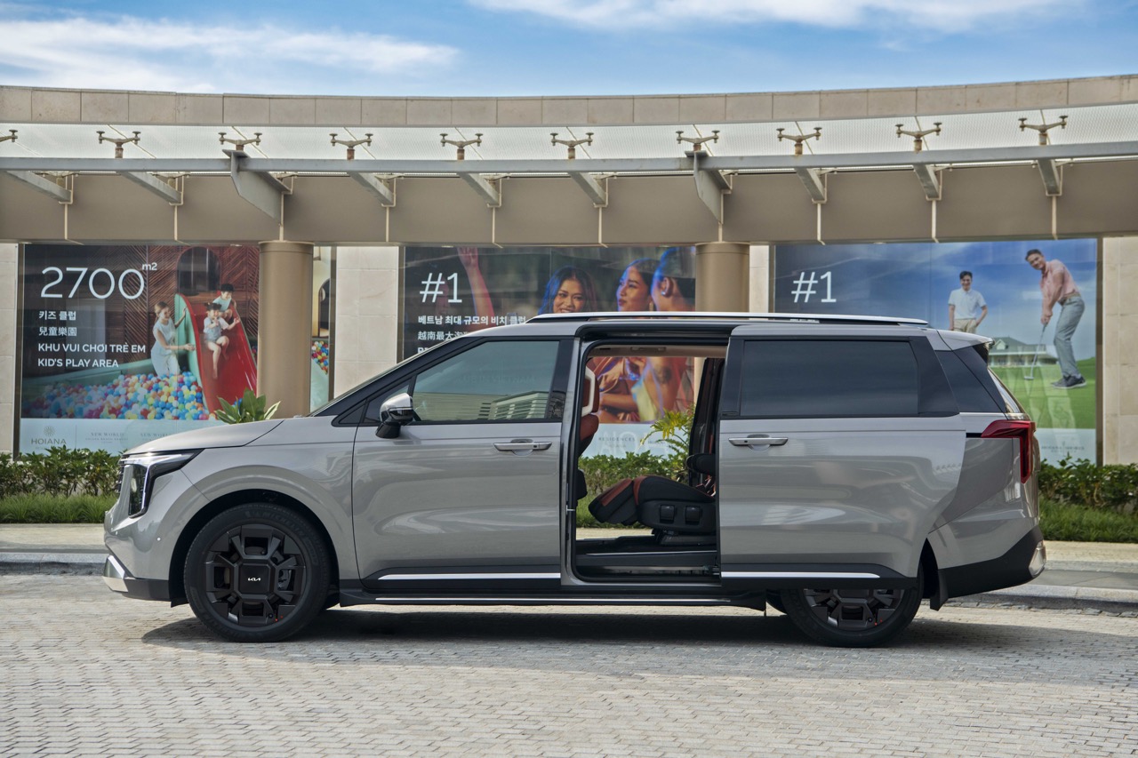 Kia Carnival hybrid chính thức ra mắt: Giá 1,849 tỷ đồng, chạy 100 km hết chưa đến 5 lít xăng, thêm công nghệ đấu Viloran - Ảnh 3