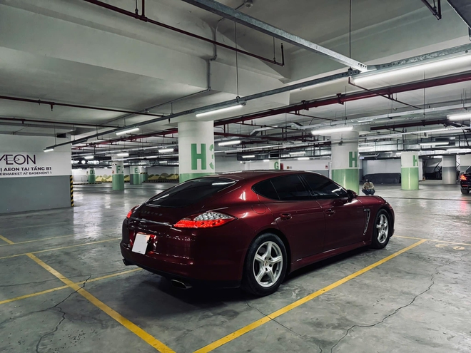 5 xe cũ biểu tượng của đại gia tầm giá Camry mua chơi Tết: Có chiếc siêu sang cỡ Rolls-Royce, ngồi cực êm - Ảnh 12