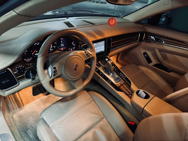 5 xe cũ biểu tượng của đại gia tầm giá Camry mua chơi Tết: Có chiếc siêu sang cỡ Rolls-Royce, ngồi cực êm - Ảnh 13