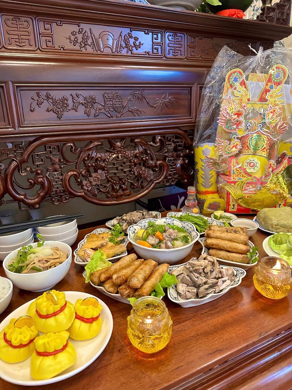 "Đại hội" khoe mâm cúng ông Công ông Táo tràn ngập MXH, có nhà làm cả món hot trend TikTok - Ảnh 12