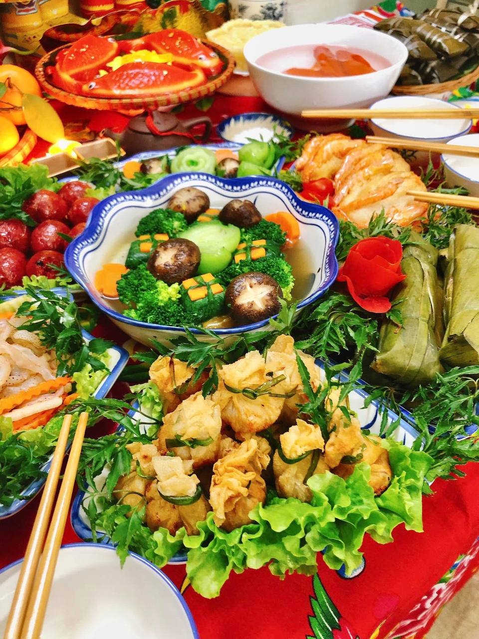 "Đại hội" khoe mâm cúng ông Công ông Táo tràn ngập MXH, có nhà làm cả món hot trend TikTok - Ảnh 2