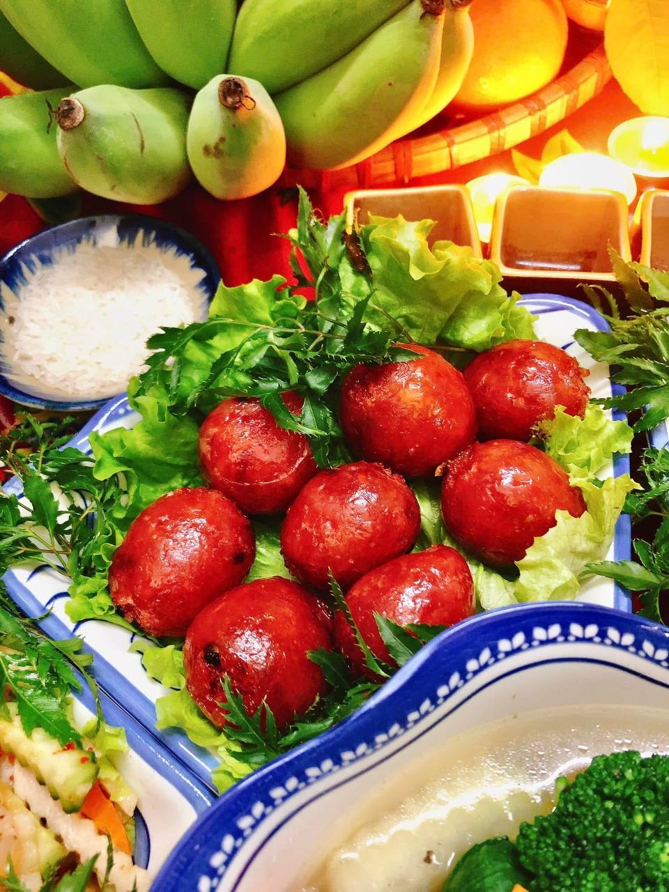 "Đại hội" khoe mâm cúng ông Công ông Táo tràn ngập MXH, có nhà làm cả món hot trend TikTok - Ảnh 5