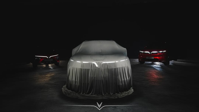 Loạt xe Green vừa ra mắt còn chưa hết 'hot', VinFast bất ngờ nhá hàng xe lạ: VF Wild bản thương mại? - Ảnh 2