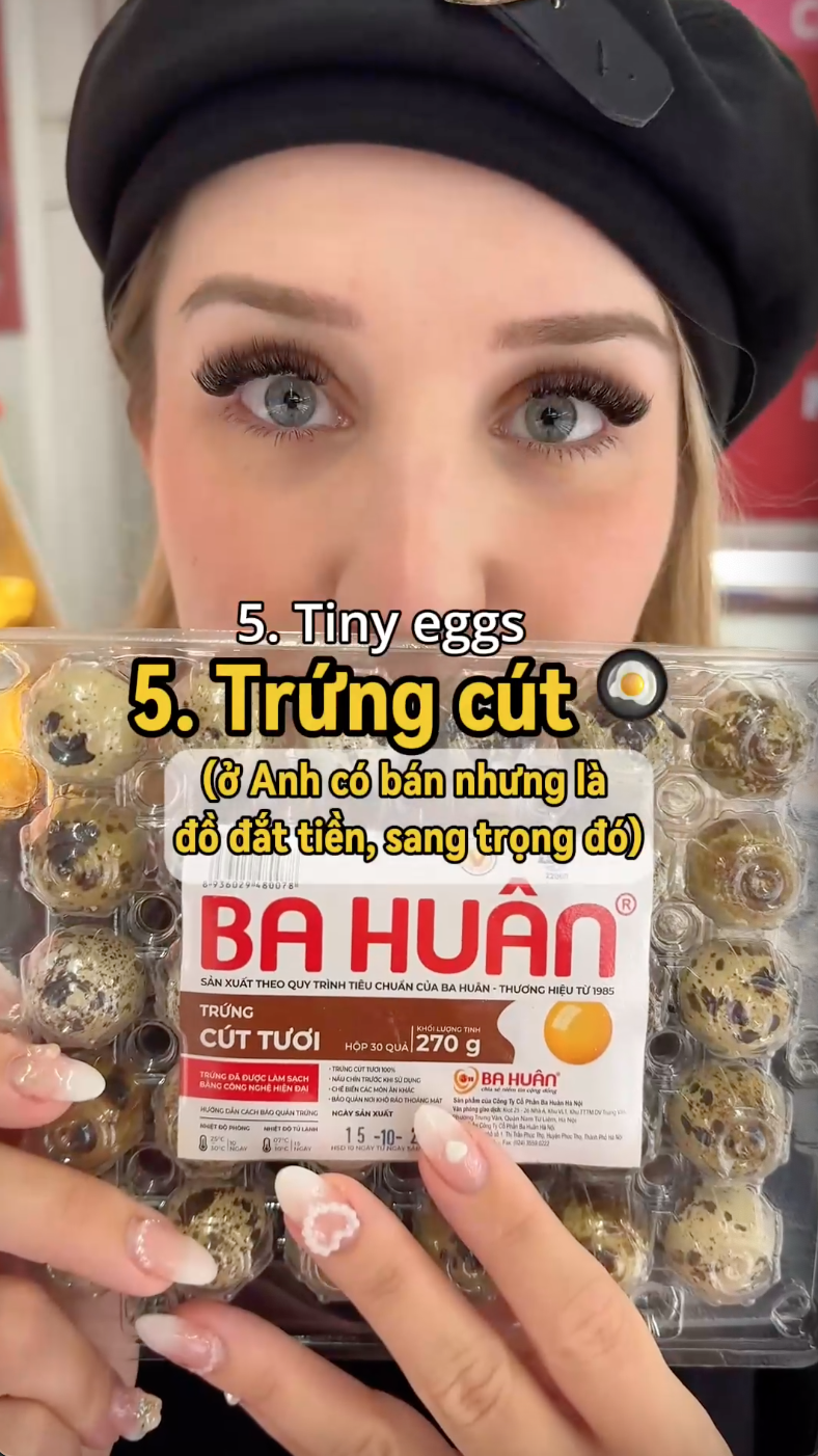 Cô gái Tây ngỡ ngàng trước những món bán ở siêu thị Việt Nam, sốc nhất là khi nhìn giá của trứng cút - Ảnh 6