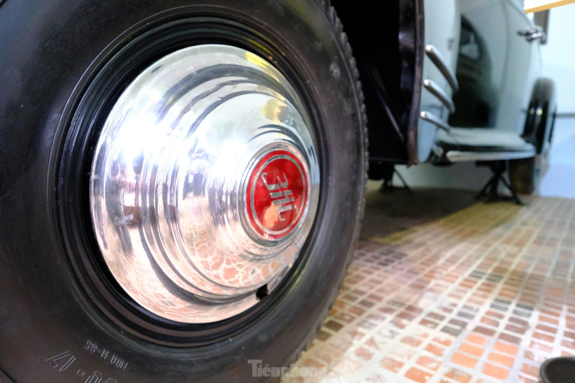 Cận cảnh ba chiếc xe từng phục vụ Chủ tịch Hồ Chí Minh, vừa được công nhận bảo vật quốc gia - Ảnh 5