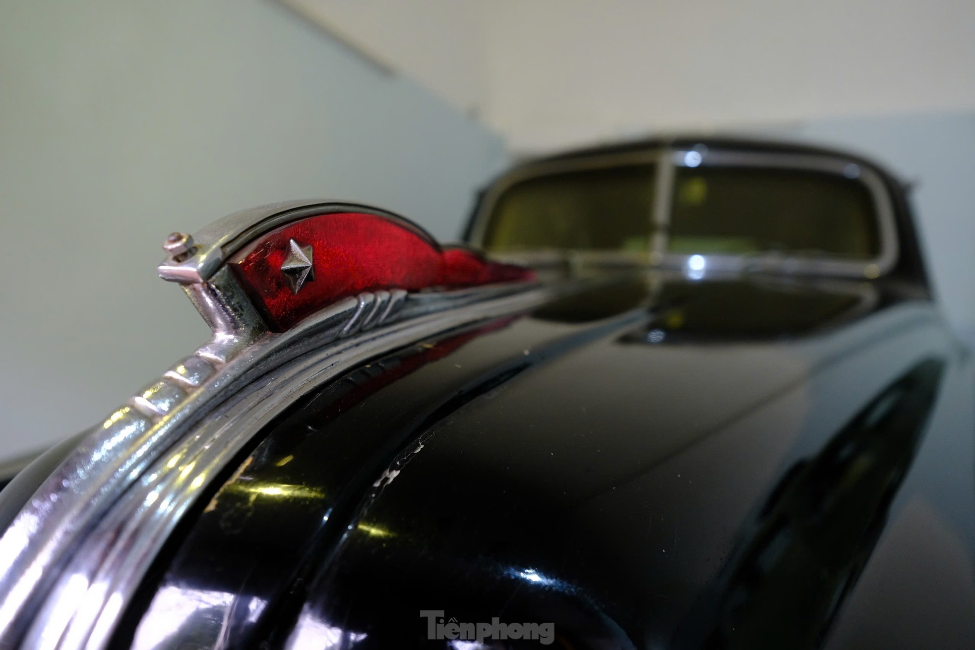 Cận cảnh ba chiếc xe từng phục vụ Chủ tịch Hồ Chí Minh, vừa được công nhận bảo vật quốc gia - Ảnh 6