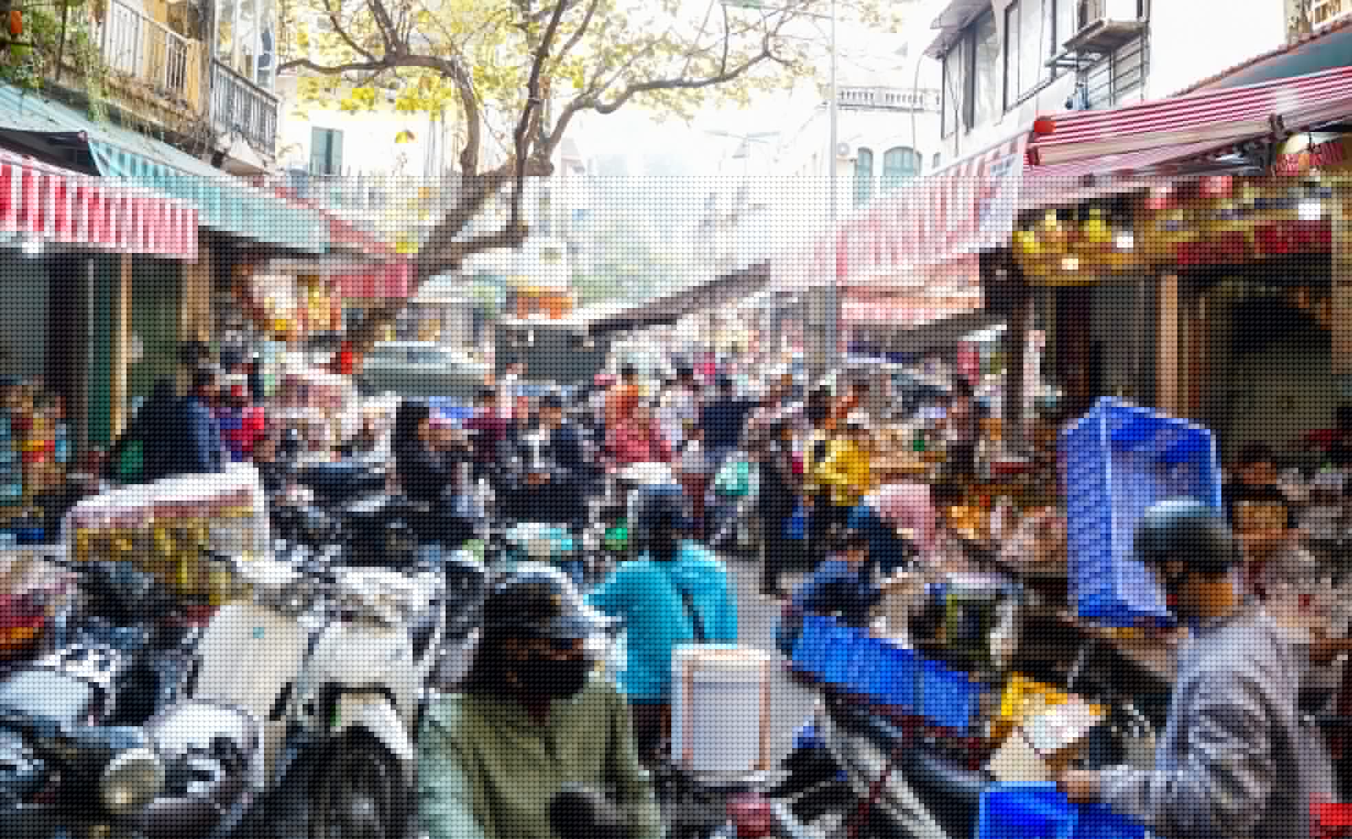 Tết ông Công ông Táo: Đồ cúng chế biến phong phú, gà ngậm hoa hồng giá 500.000đ/con - Ảnh 6