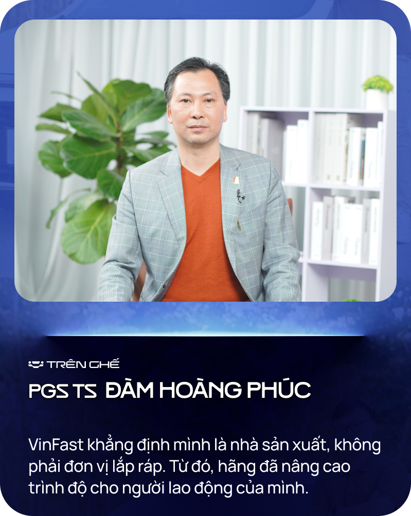 PGS.TS Đàm Hoàng Phúc thăm nhà máy VinFast: ‘Phân biệt xe sản xuất nhà máy số hay vặn bằng tay, nhìn bu-lông là biết’ - Ảnh 7