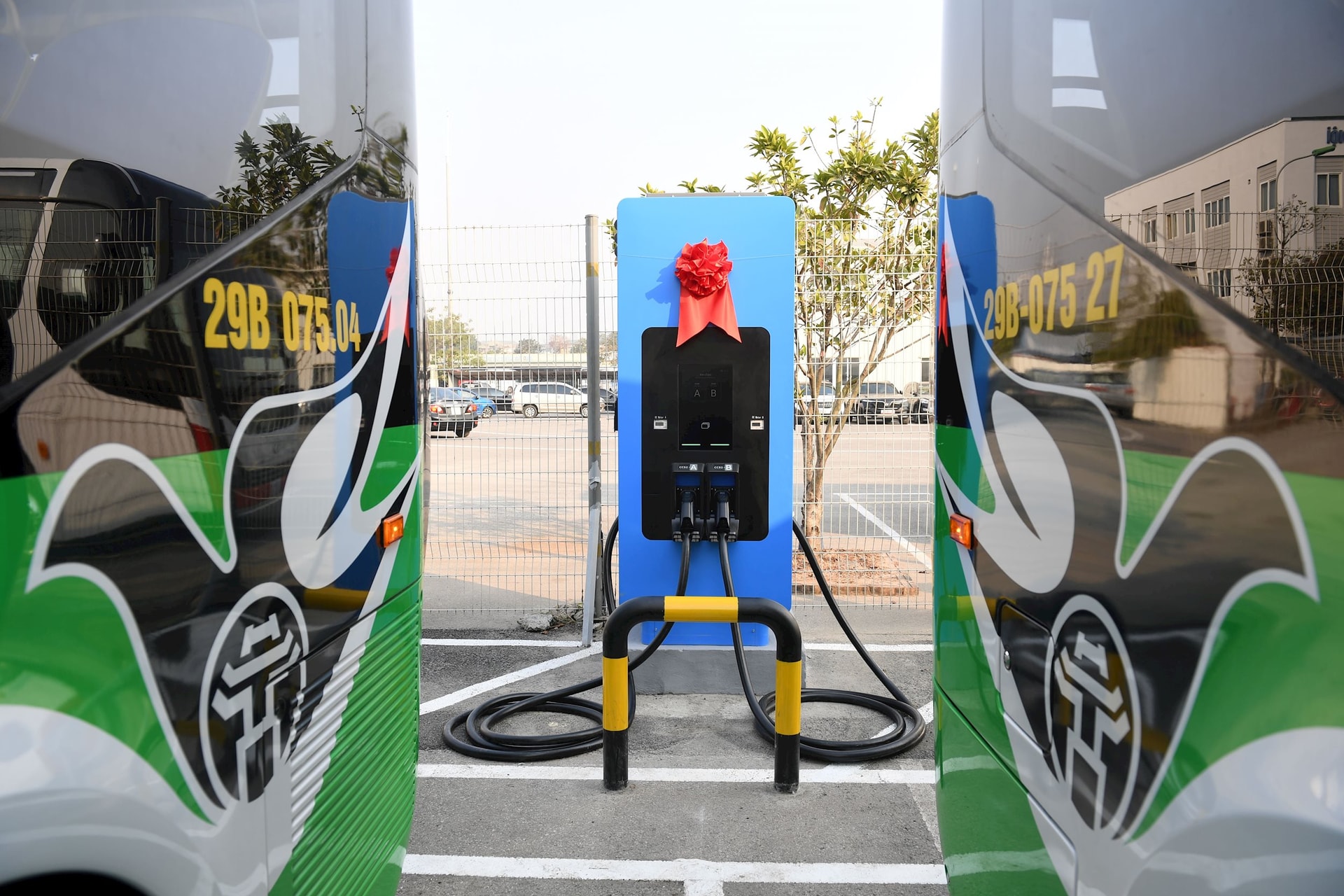 Ngắm tận mắt dàn xe buýt điện mới của VinFast vừa bàn giao cho Transerco và Bảo Yến: sức chứa 60 người, hàng loạt công nghệ tiên tiến - Ảnh 3