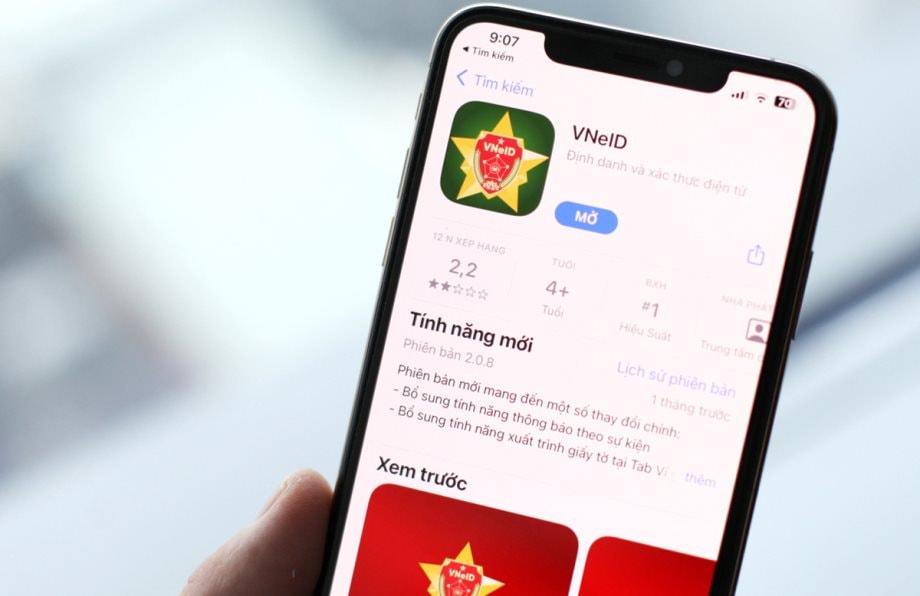 Từ 1/1/2025, người dân có thêm tiện ích mua thuốc trực tuyến ngay trên VNeID - Ảnh 1