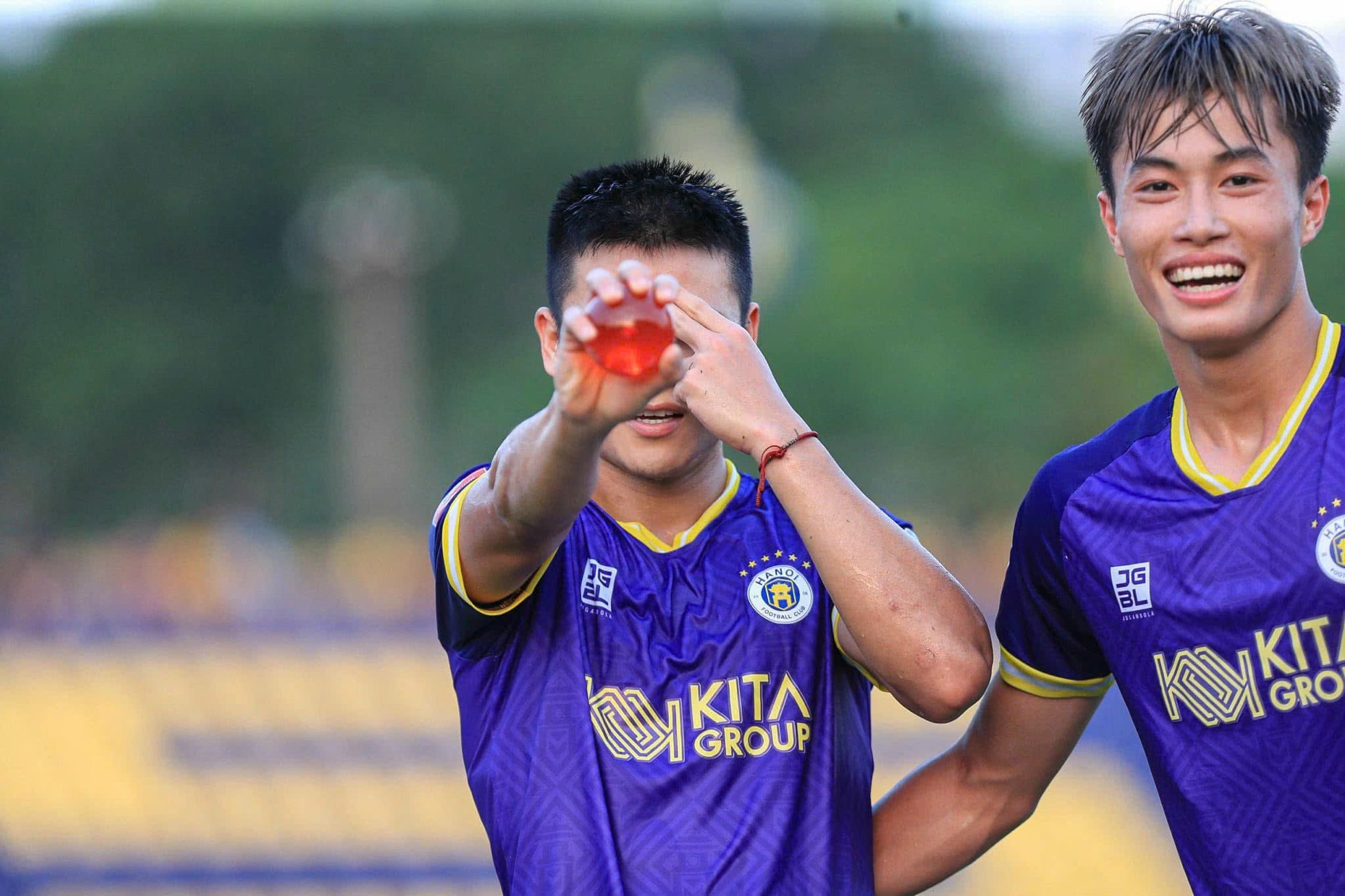 VinFast VF3 độ phong cách ‘7 viên ngọc rồng’ của tiền đạo Phạm Tuấn Hải - Ảnh 7