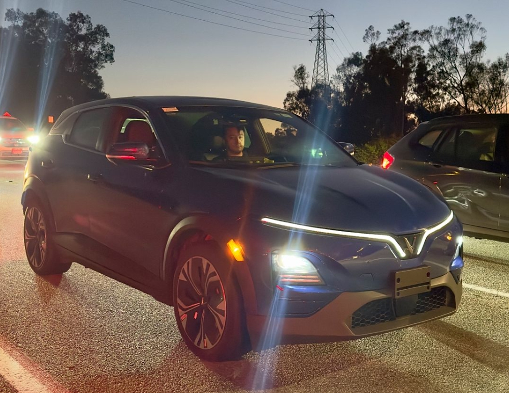 VinFast của tỷ phú Phạm Nhật Vượng sắp bán VF 6 và VF 7 tại Mỹ, giá dự kiến hơn 700 triệu đồng - Ảnh 4