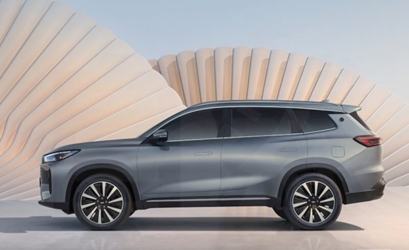 Hãng xe xây nhà máy 20.000 tỷ tại Việt Nam trình làng mẫu SUV siêu tiết kiệm xăng: Trang bị vượt trội Honda CR-V, uống 1,03 lít/100 km, giá tương đương từ 341 triệu đồng - Ảnh 2