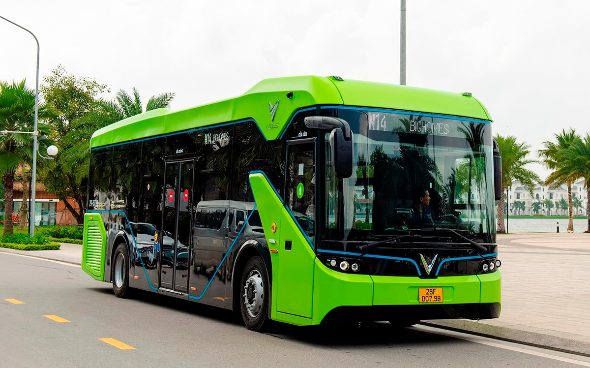 Mẫu xe VinFast mới toanh do người Ý thiết kế đã lăn bánh: Là xe khủng nhất từ trước đến nay? - Ảnh 2