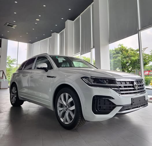 Nhiều xe VW giảm giá lăn bánh trong tháng 2 tại Việt Nam: Đều là SUV, có mẫu giảm hơn 370 triệu đồng, chờ bản mới ra mắt - Ảnh 4