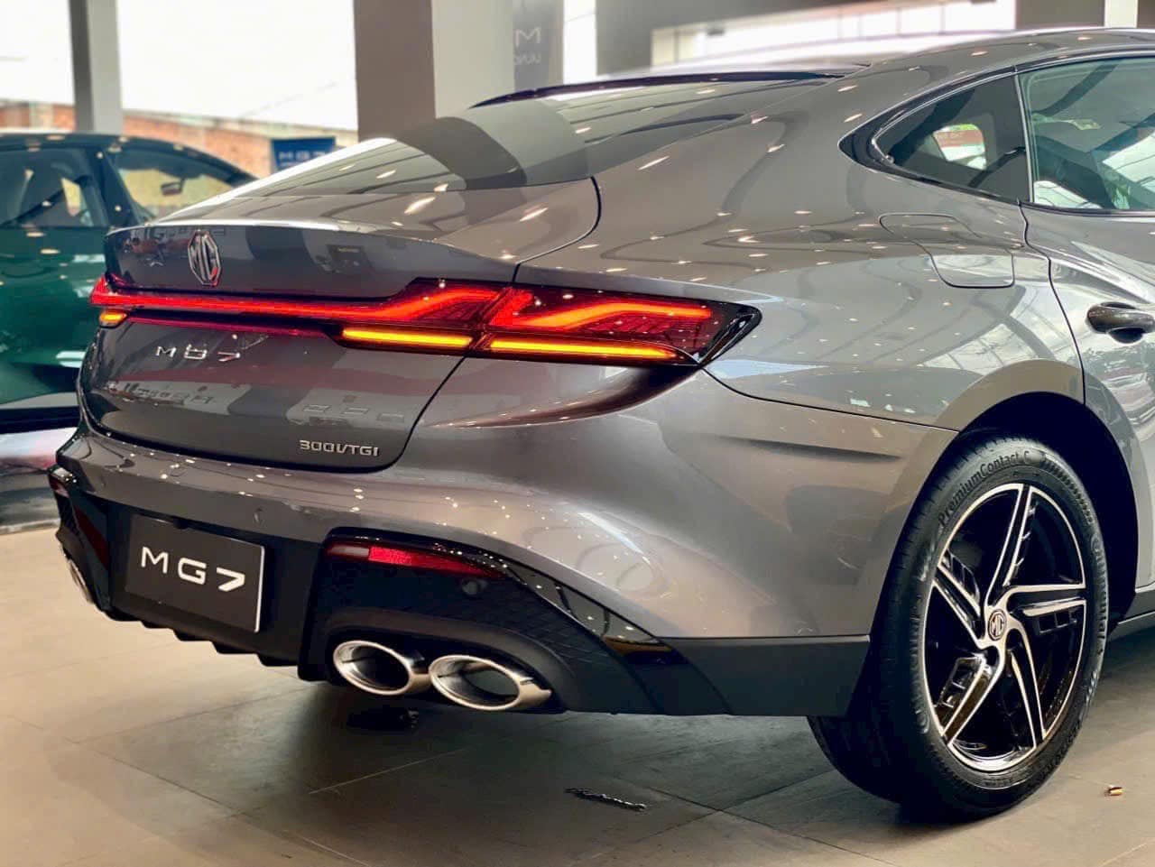 MG7 giảm giá tới 30 triệu tại đại lý: Không còn là xe tiền tỷ, bản 'base' rẻ hơn Mazda3 cao cấp - Ảnh 5