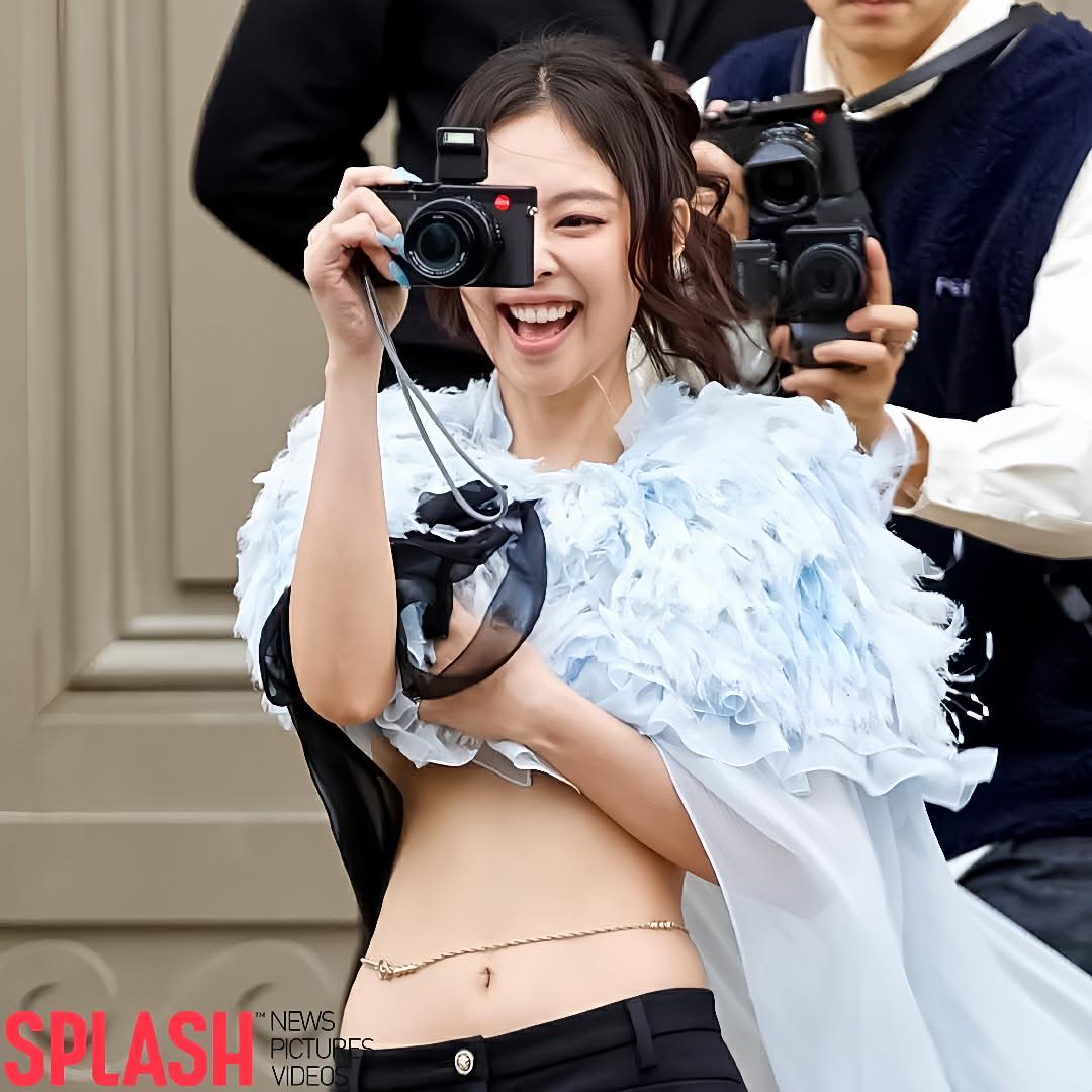 Jennie (BLACKPINK) "gây bão" khi xuất hiện tại Paris chỉ với 1 phụ kiện độc - Ảnh 1