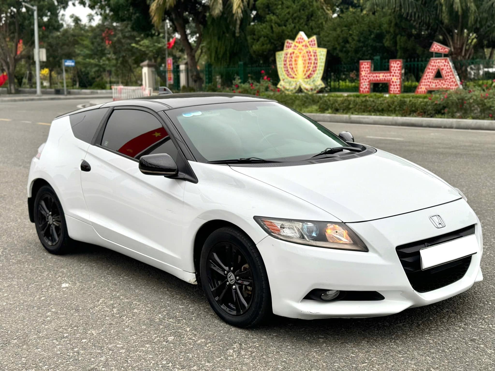 Rao Honda CR-Z giá 350 triệu, người bán khẳng định cả Việt Nam có 8 chiếc, 'ăn' xăng 4 lít/100km - Ảnh 3