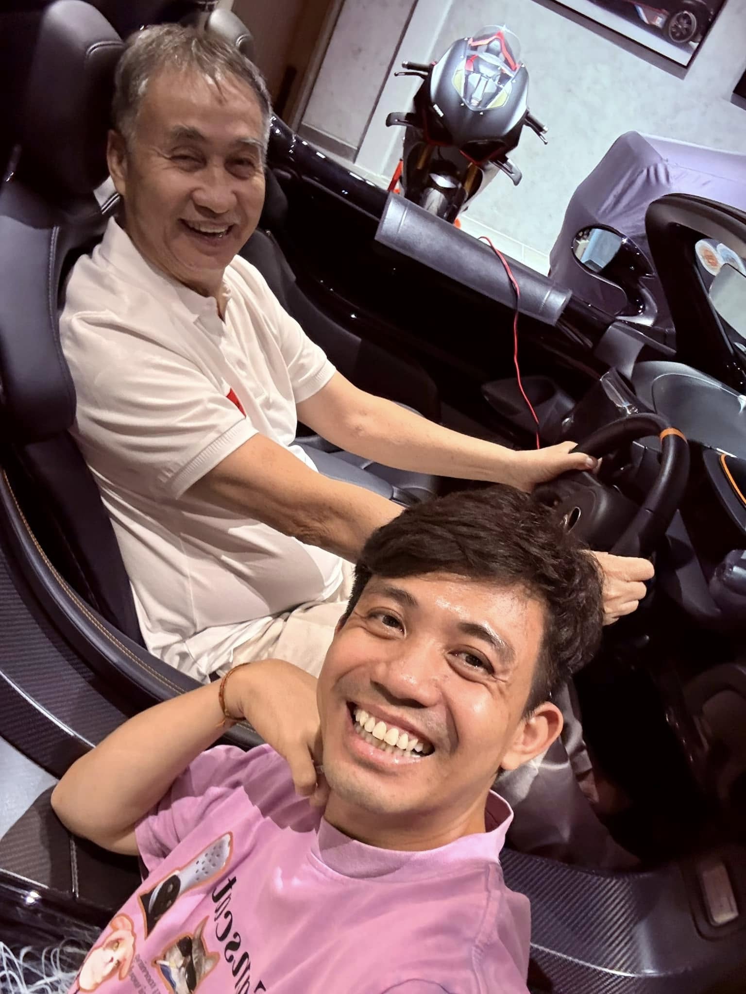 Được CĐM hỏi bao giờ mang McLaren Elva chạy ra đường, Minh Nhựa có câu trả lời khiến ai cũng chỉ biết cười trừ - Ảnh 2