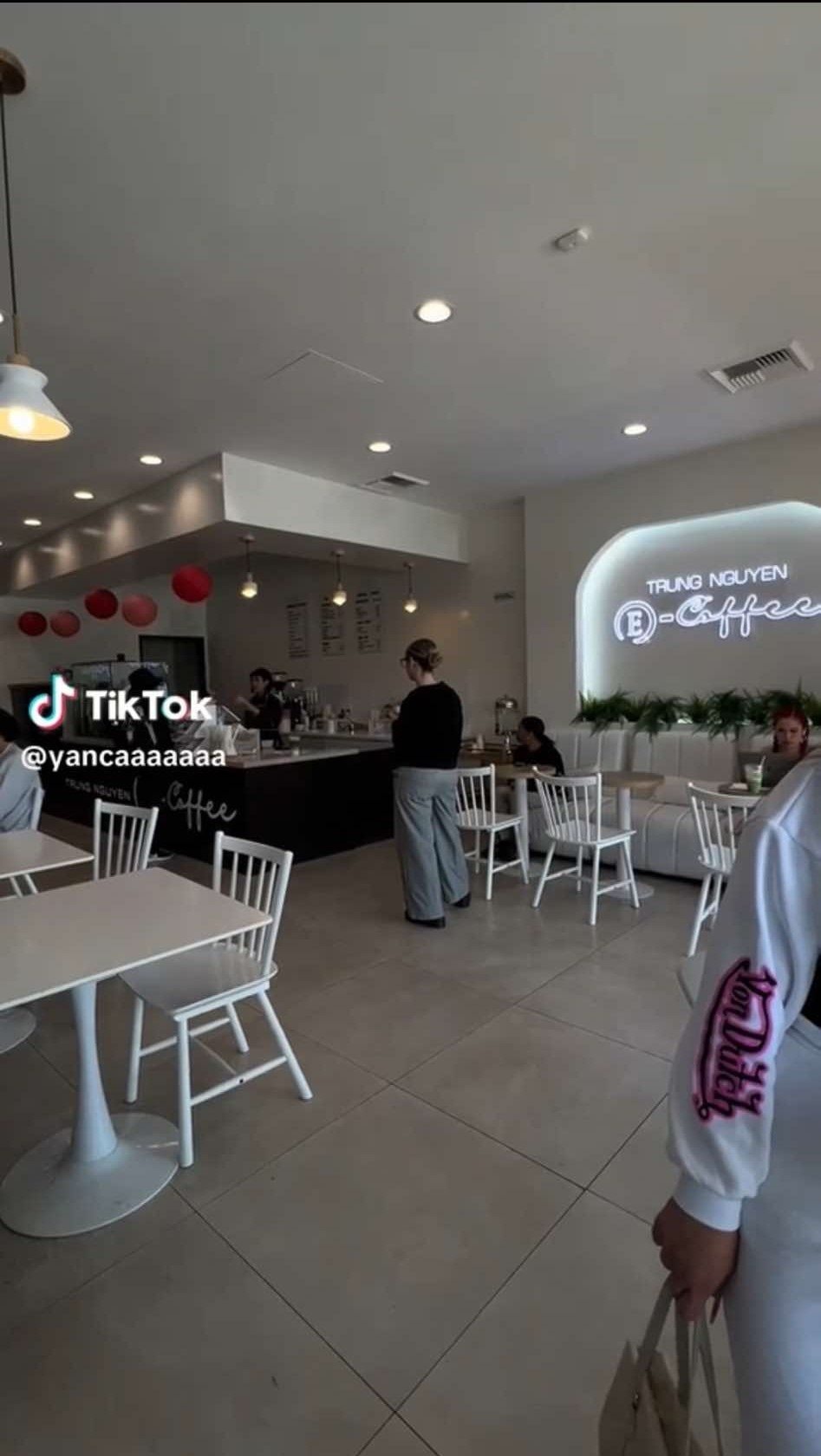 Sau Trung Quốc, Trung Nguyên của ông Đặng Lê Nguyên Vũ tiếp tục "cắm cờ" tại Mỹ với cửa hàng cà phê thứ 2 - Ảnh 2