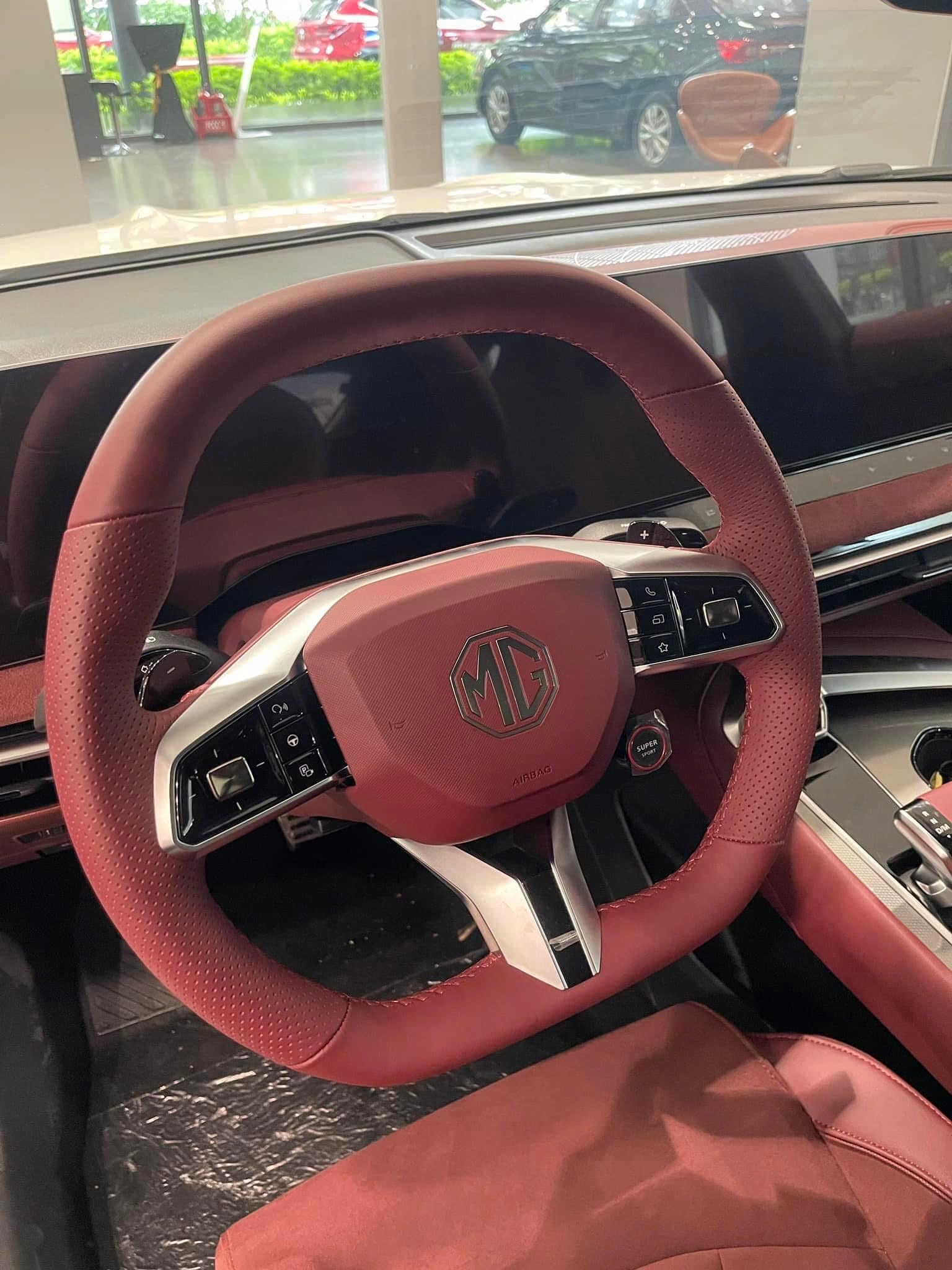 MG7 giảm giá tới 30 triệu tại đại lý: Không còn là xe tiền tỷ, bản 'base' rẻ hơn Mazda3 cao cấp - Ảnh 7