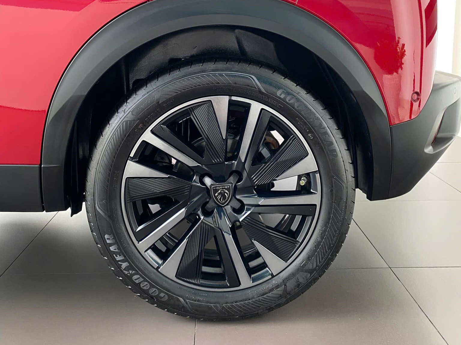 Peugeot 2008 mới giá cao nhất gần 900 triệu, đắt hơn CX-5, Tucson: Thiết kế thay đổi nhẹ, thêm một số tính năng - Ảnh 5