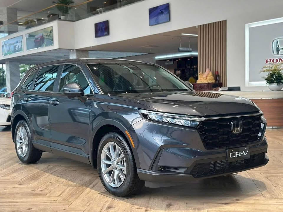 Honda CR-V bất ngờ giảm đậm gần 100 triệu đồng kèm ưu đãi khủng, giá mới từ 930 triệu đồng - Ảnh 2