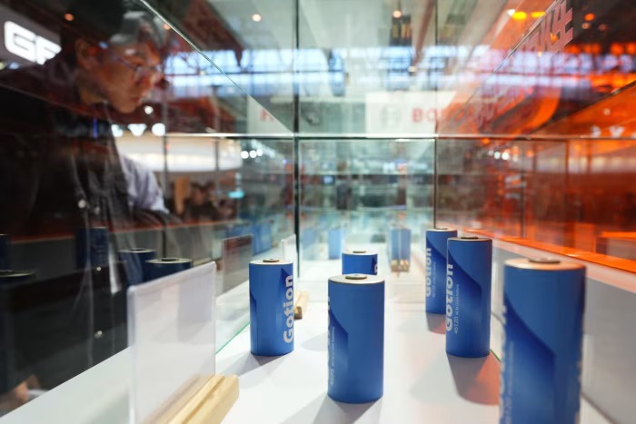 Đừng bất ngờ: 'Công xưởng của thế giới' sắp ngược dòng biến châu Âu thành công xưởng, sản xuất mặt hàng quan trọng không kém dầu mỏ, khí đốt - Ảnh 2