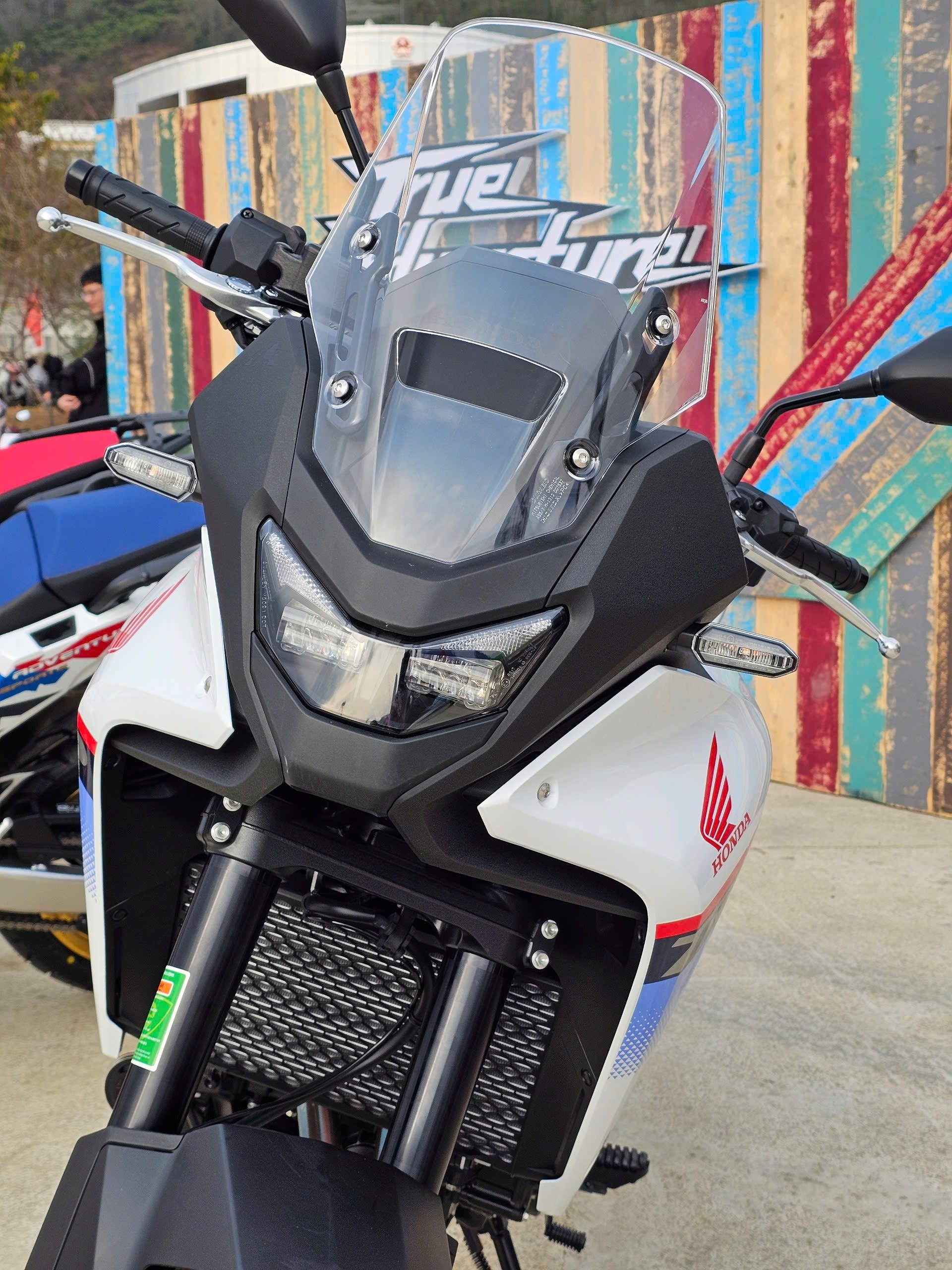 Hãng xe máy bán chạy nhất Việt Nam ra mắt 5 xe mới: 2 mẫu mới toanh, 3 bản nâng cấp - giá bán thế nào? - Ảnh 17