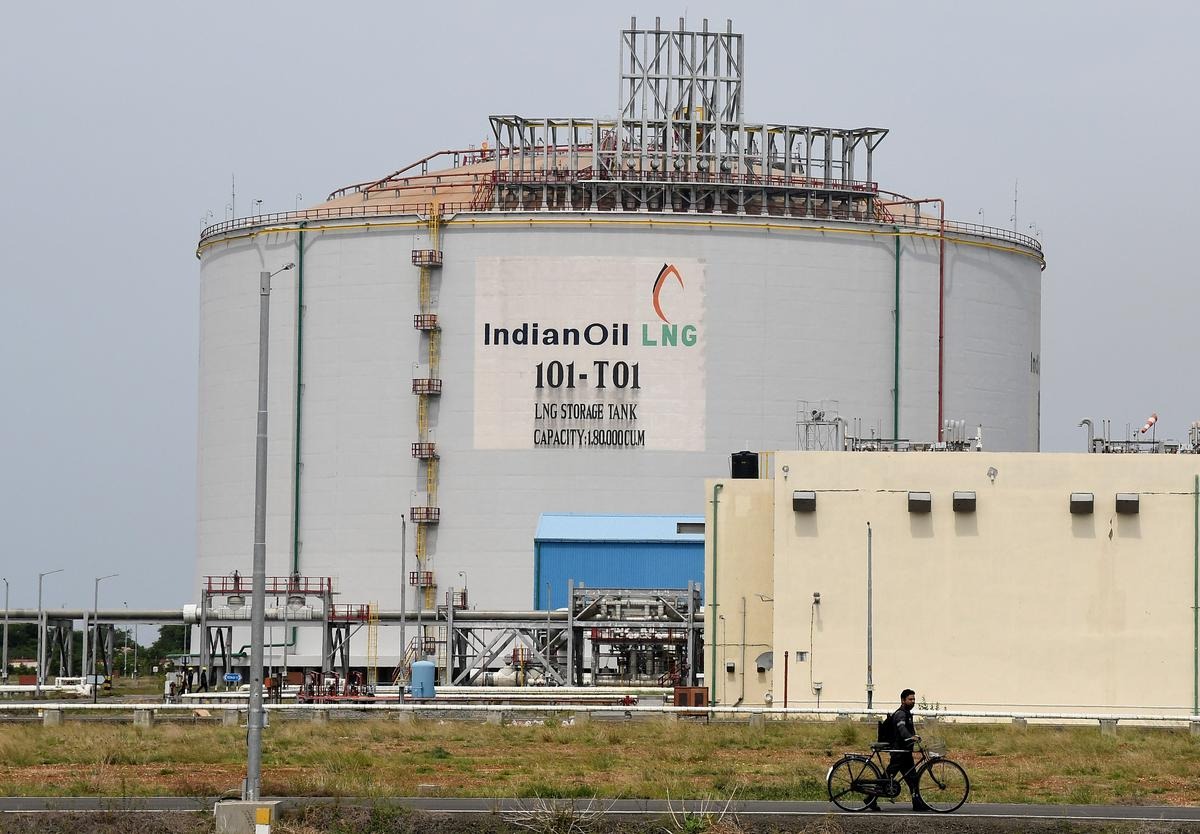 'Khách ruột' của Nga quay xe thần tốc - tuyên bố mua thêm 10 tỷ USD dầu, LNG Mỹ để tránh 'thuế Donald Trump' - Ảnh 1