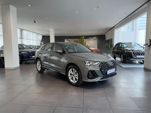 Ngóng ô tô nhập khẩu xuống giá - Ảnh 1