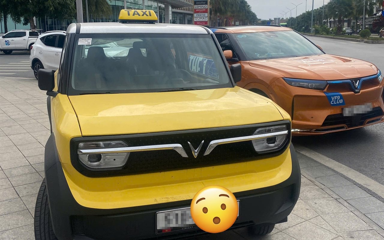 Xuất hiện chiếc VinFast VF 3 gắn mào Taxi, đeo biển số 'Xe Tải': Giá trị tấm biển gây bất ngờ! - Ảnh 1
