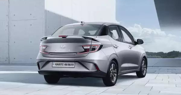 Hyundai Grand i10 ra mắt phiên bản mới: Nhiều tính năng hiện đại, giá tương đương từ 220 triệu đồng