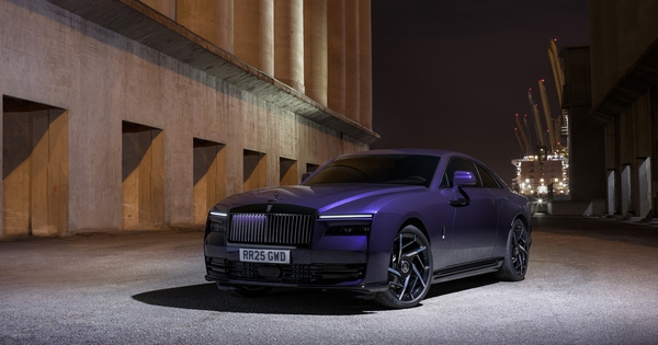 Rolls-Royce Spectre Black Badge chốt giá từ gần 20,6 tỷ, thành xe điện đắt nhất Việt Nam, hơn bản thường 2,6 tỷ nhờ một số điểm khác biệt