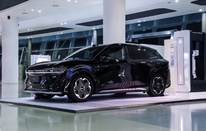 Hãng xe điện sắp vào Việt Nam sở hữu mẫu xe điện sạc nhanh nhất thế giới: Pin ‘vàng’ sạc từ 10-80% trong 9 phút, sạc nhanh 4 phút đi được 137 km - Ảnh 4