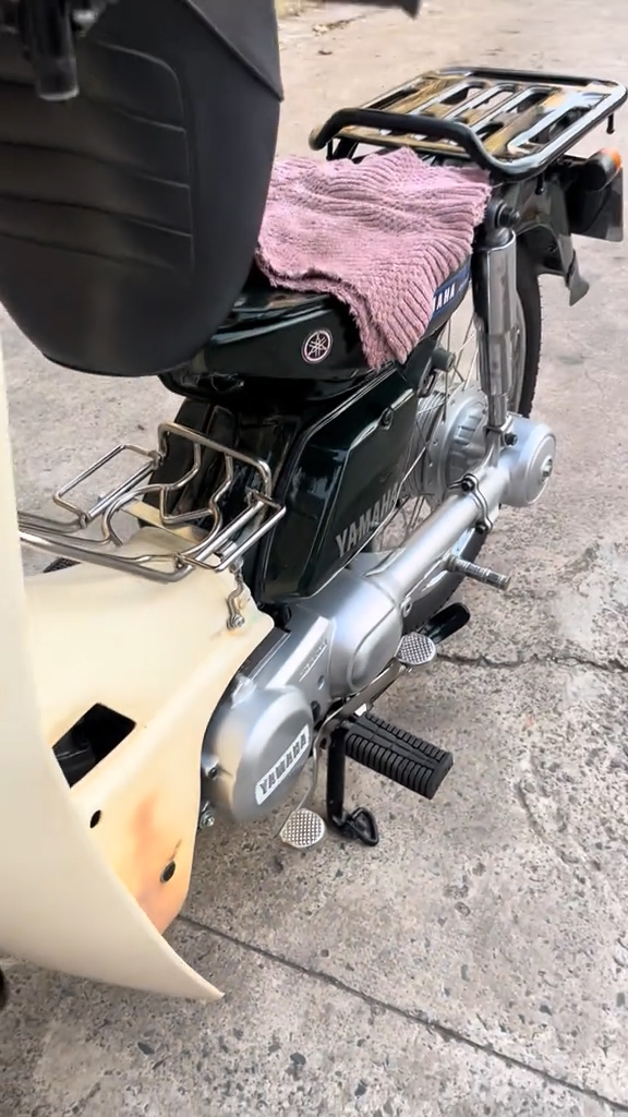 Dân mạng choáng với xe giống Honda Cub nhưng gắn logo Yamaha: Có chi tiết cực bền, xe ngày nay hiếm thấy - Ảnh 2