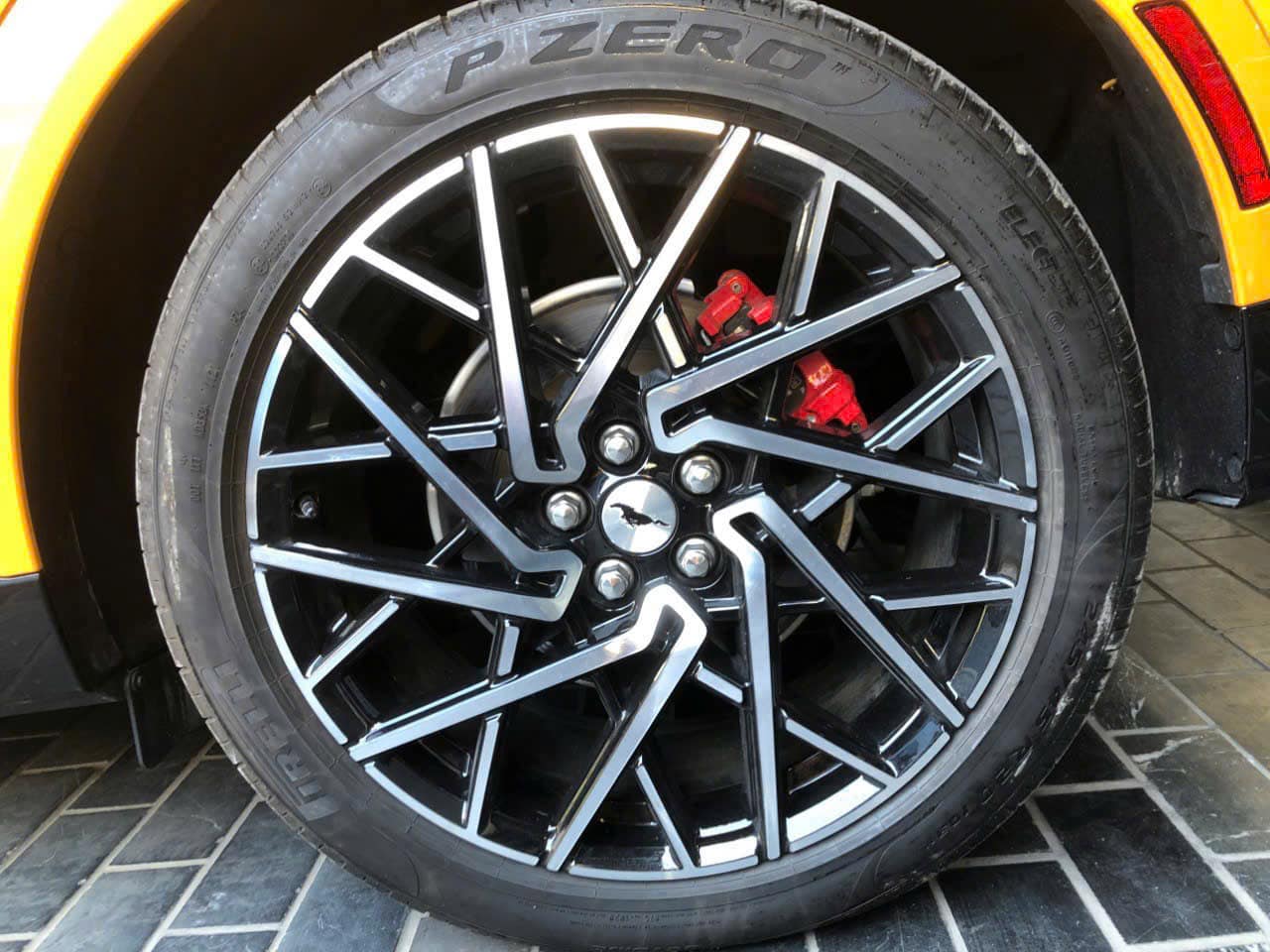 Ford Mustang Mach-E giảm 2 tỷ đồng vẫn chật vật tìm khách: 480 mã lực, hơn 430km/sạc, có sạc nhanh nhưng khó tìm trạm - Ảnh 6