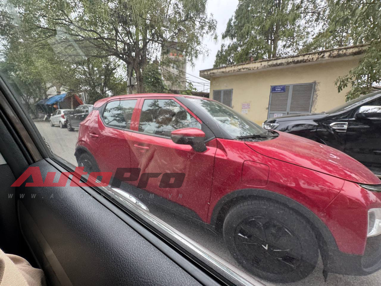 VinFast Herio Green lần đầu lộ diện trên phố: Dáng giống nhưng thiết kế mâm khác VF 5, dễ ra mắt trong thời gian gần cho dân chạy dịch vụ - Ảnh 5