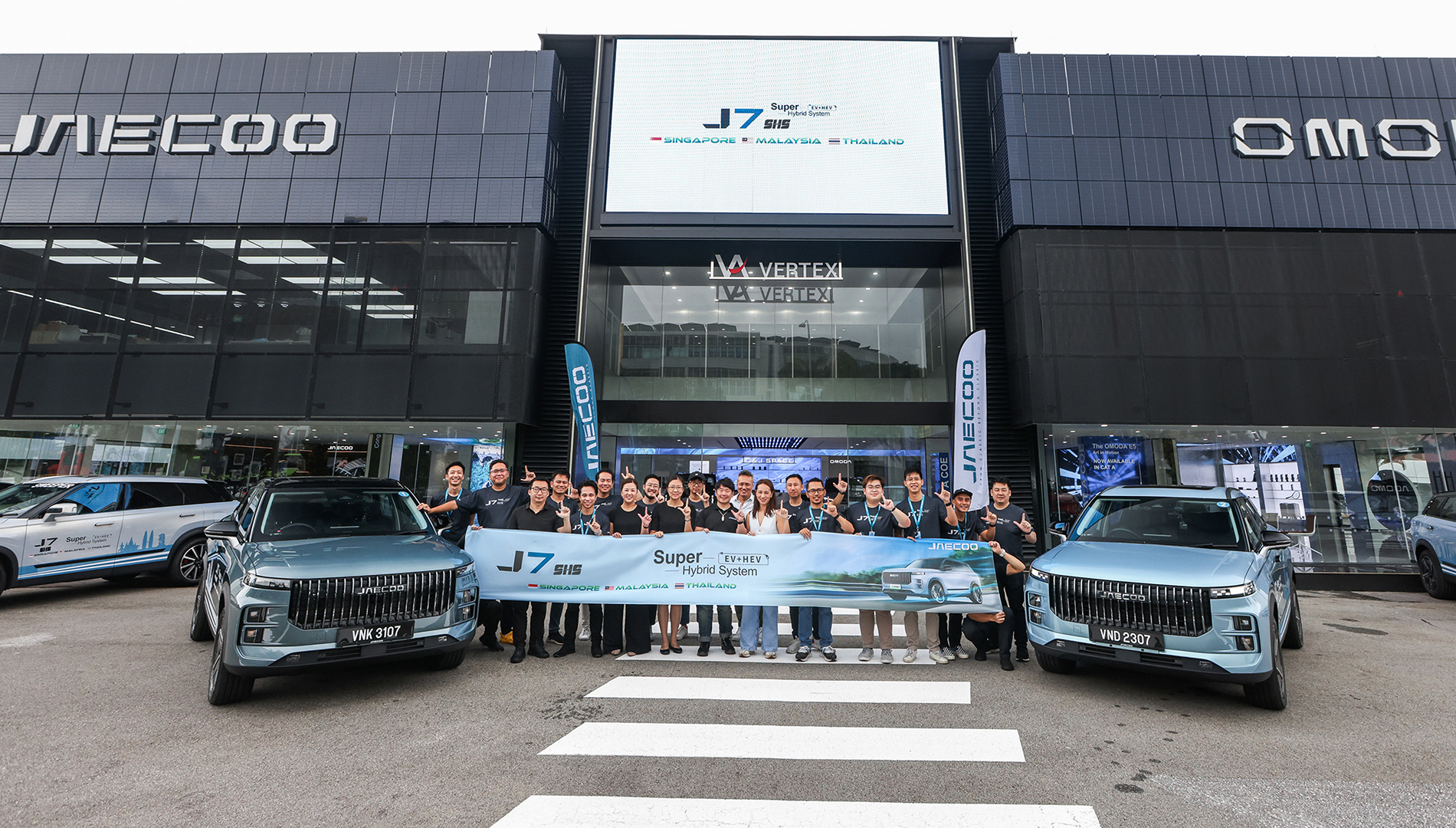 Một mẫu SUV hybrid mới về VN vừa lập kỷ lục chạy xuyên quốc gia hơn 1.400 km không cần tiếp nhiên liệu - Ảnh 2